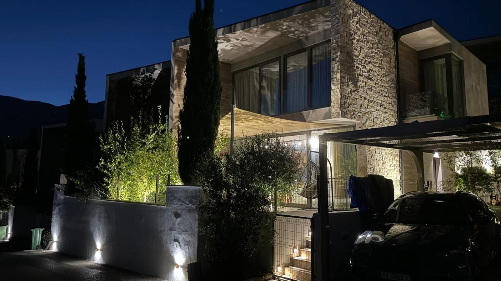 Premium Villa Dhermi Exterior photo